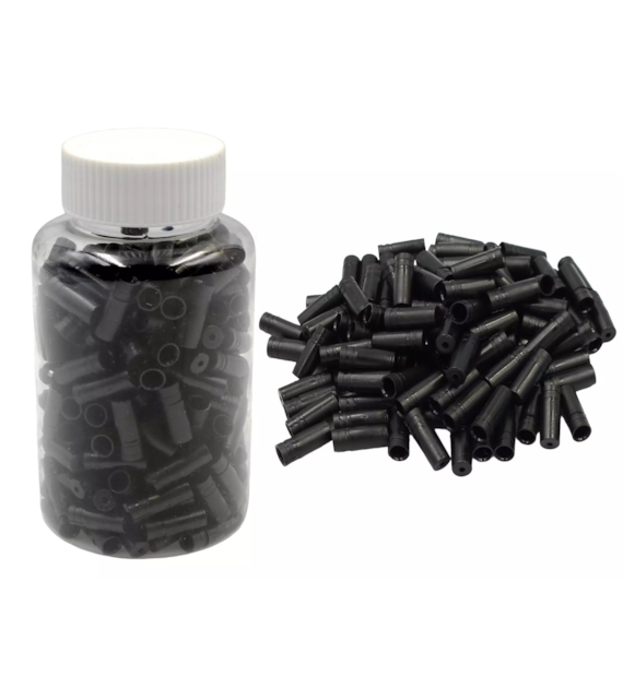 Końcówka pancerza przerz.plast 4mm butelka/200szt